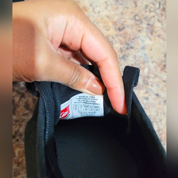 SOLD - Quicksilver shoes - Picture 6 of 6